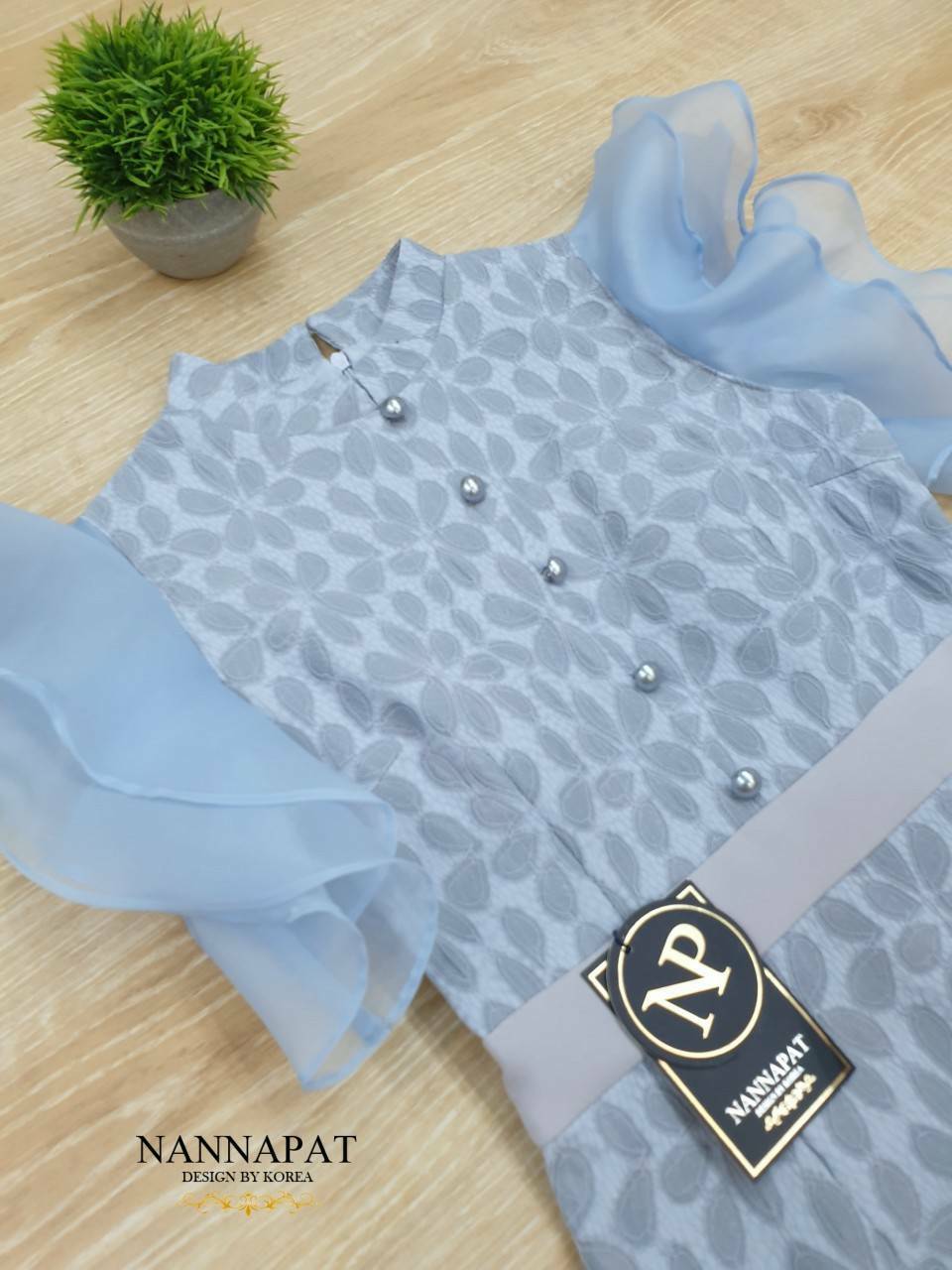 เดรสงานซิปหลังระบายแขน