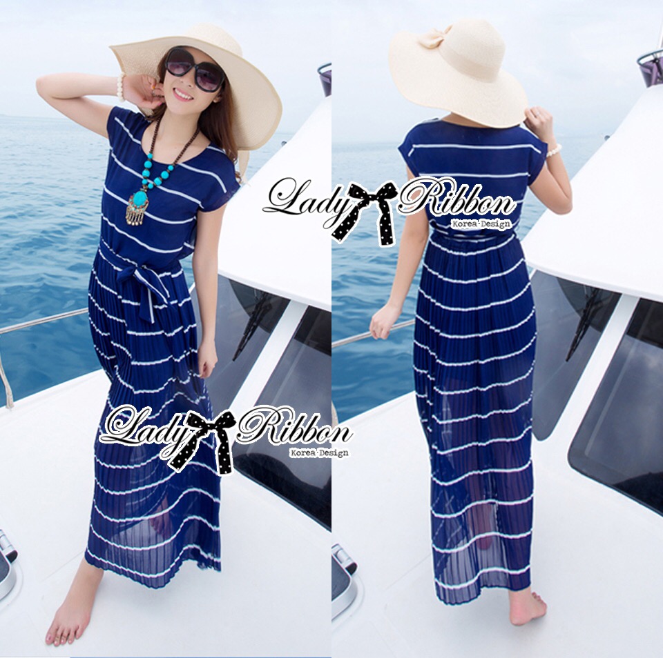 Lady Ribbon's Made 🎀 Lady Ribbon Blue & White Stripe Pleatpleats Maxiเสื้อผ้า แม็กซี่เกาหลีลายขวางสีน้ำเงินแถบขาว ราคาถูกมากมาพร้อมโบว์ผูกเอวเข้ากันคะ
