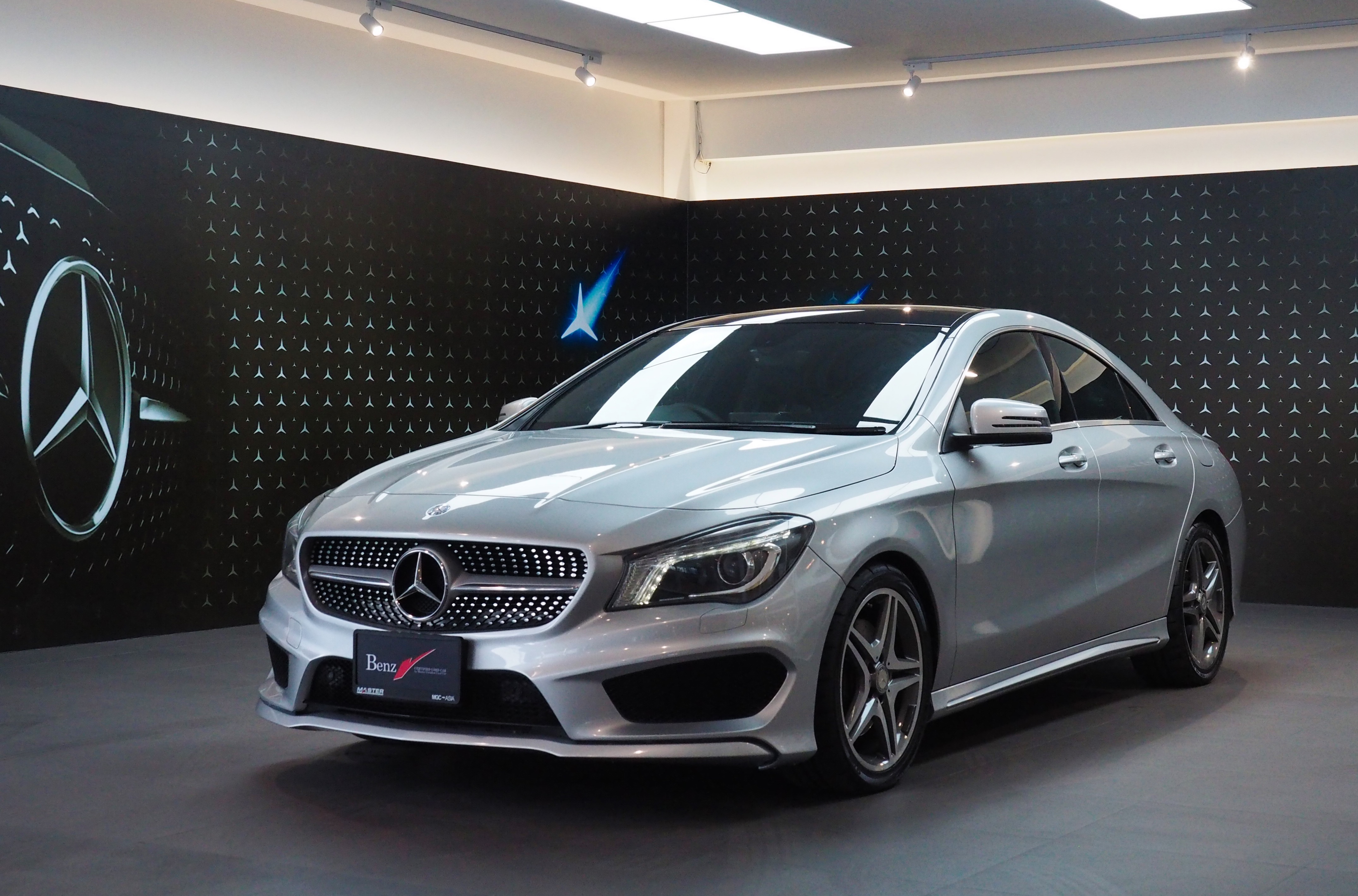 จองแล้ว CLA250 AMG W117