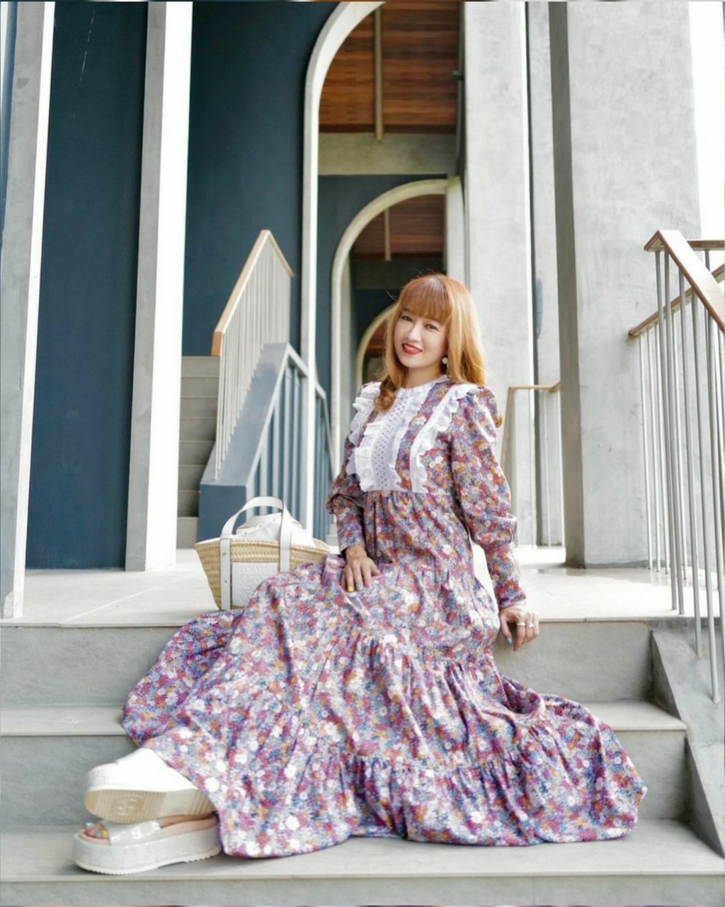 เดรสยาวซิปหลังลายดอกไม้