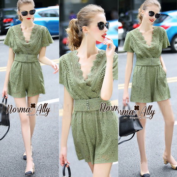 Lady Ribbon ขายส่งเสื้อผ้าออนไลน์พร้อมส่งของแท้ NA05190716 🎉Normal Ally Present summer new collection lace Jumsuit and belt