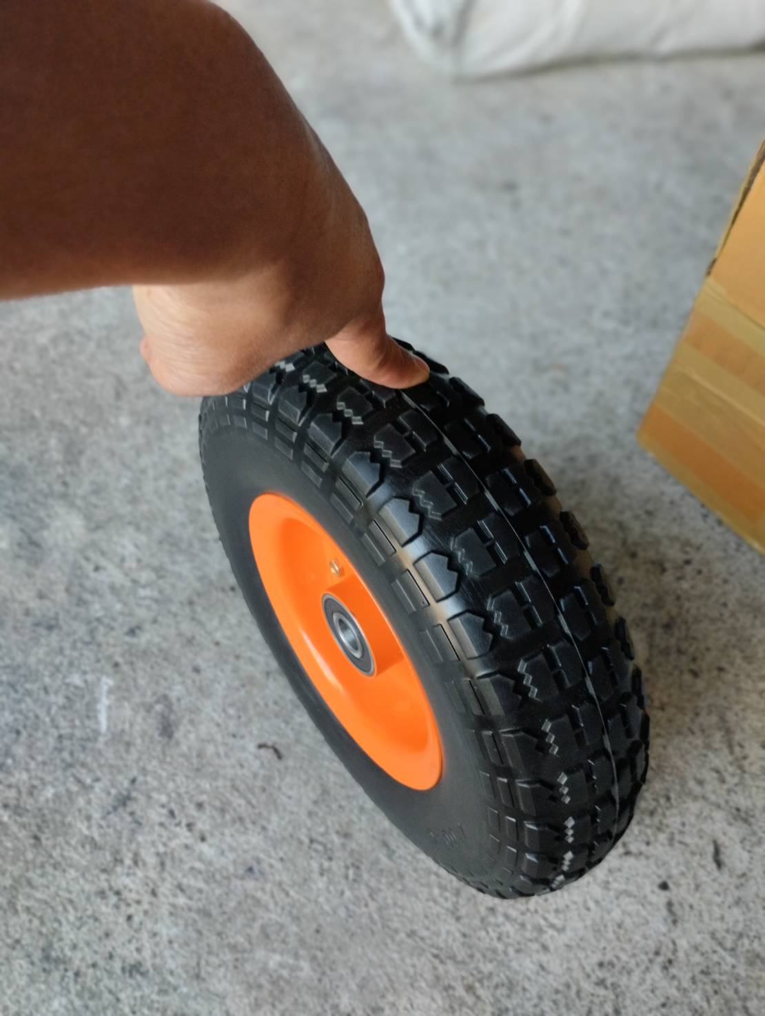 ยางรถเข็น ขนาด 13x4 (4.00-6) ชุดพร้อมกระทะล้อ