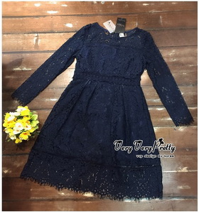 Sleeve Dress เดรสผ้าลูกไม้ตัวยาว