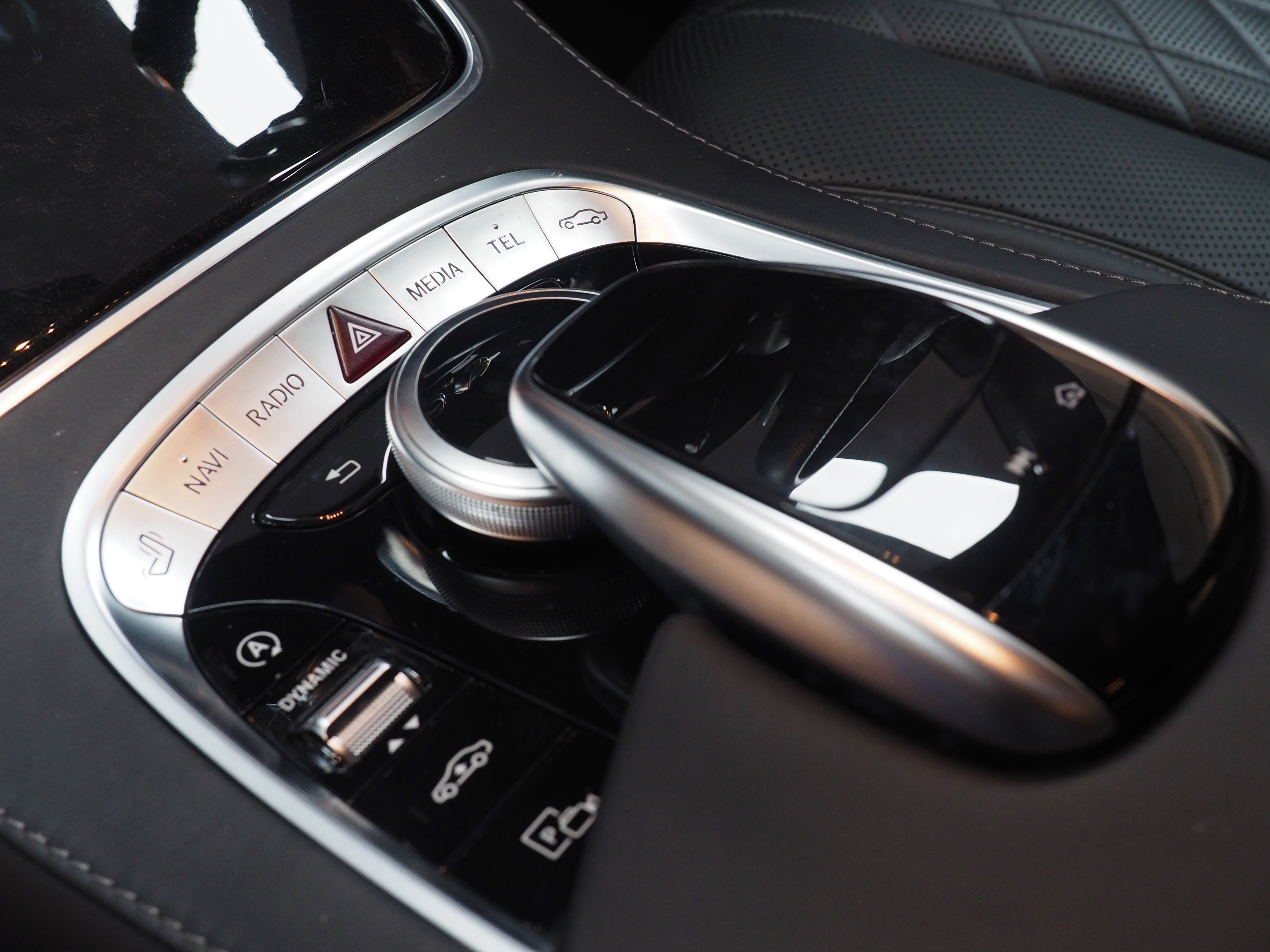 จองแล้ว S350d AMG Premium W222