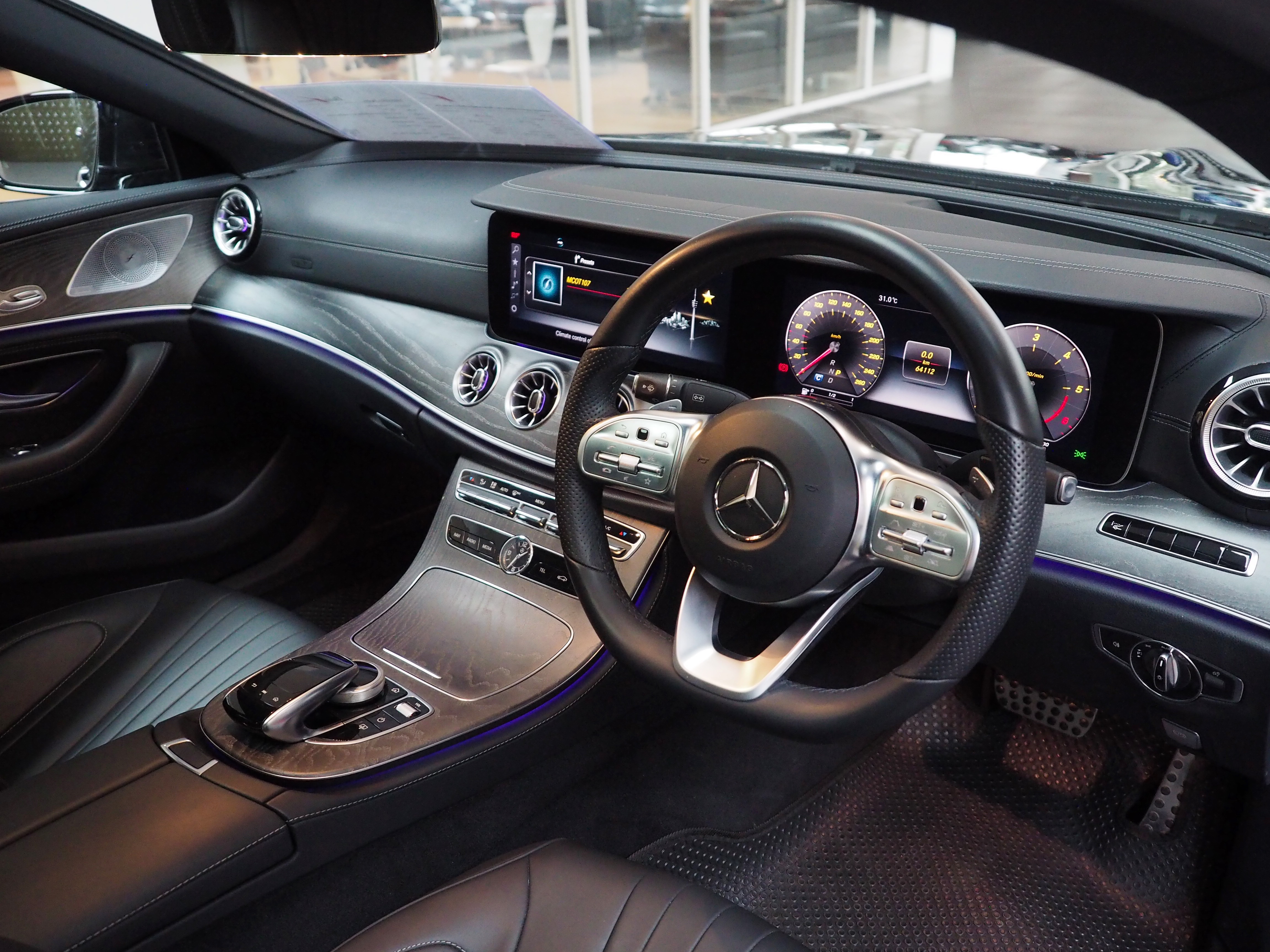 จองแล้ว CLS300d AMG Premium W257