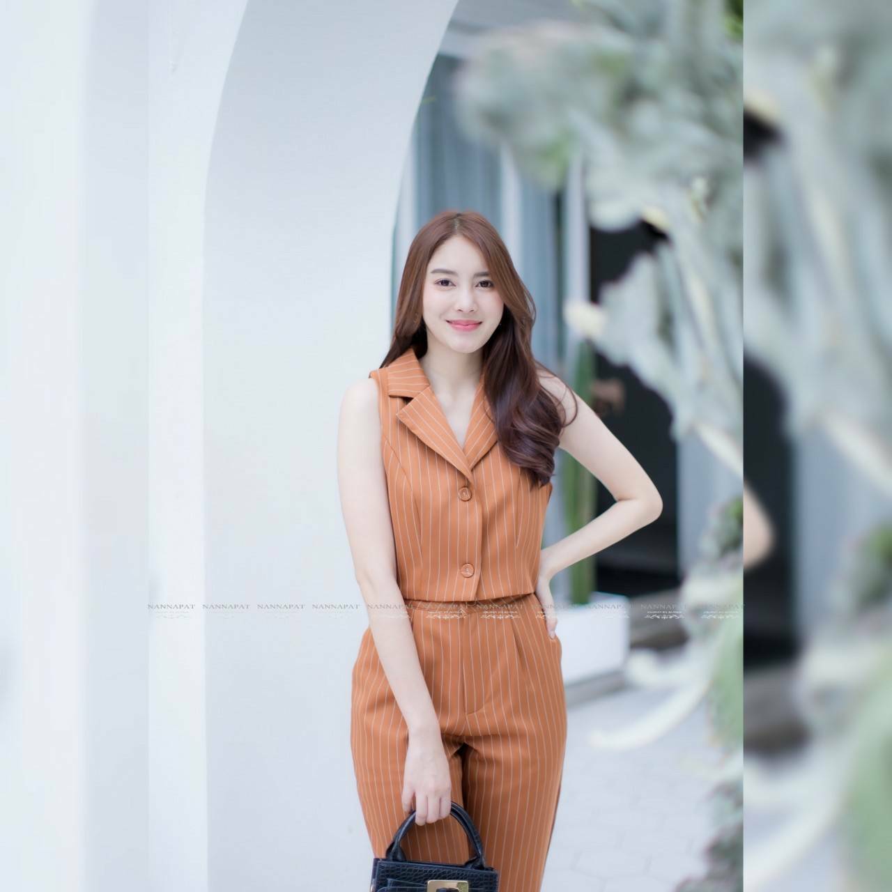 เสื้อแขนกุด คอปกกระดุมหน้า