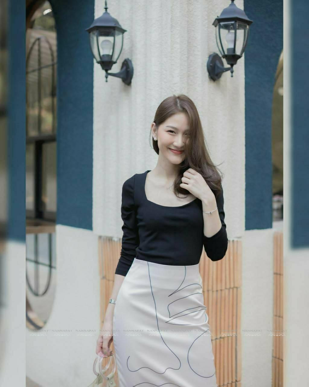 เสื้อแขนยาวผ้ายืดหนานิ่มใส่สบาย