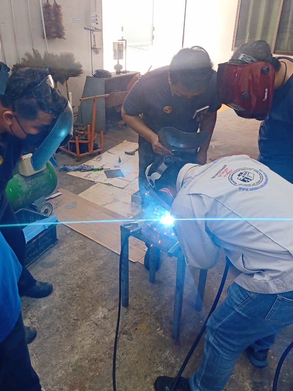 เครื่องเชื่อมซีโอทูHITRONICรุ่นMIG250GS