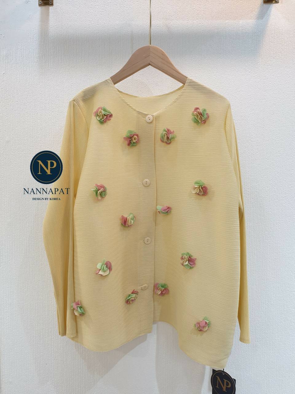 เสื้อคลุมพรีทสีYellow ( เหลือง)