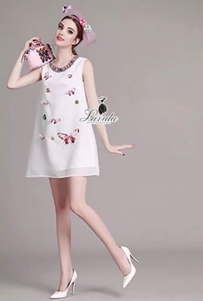LV05010916 🍭Korea Design By Lavida crystal decorated neck beautiful butterfly dress code738 เดรสสุดเก๋ ดีไซน์ทรงปล่อยแขนกุด