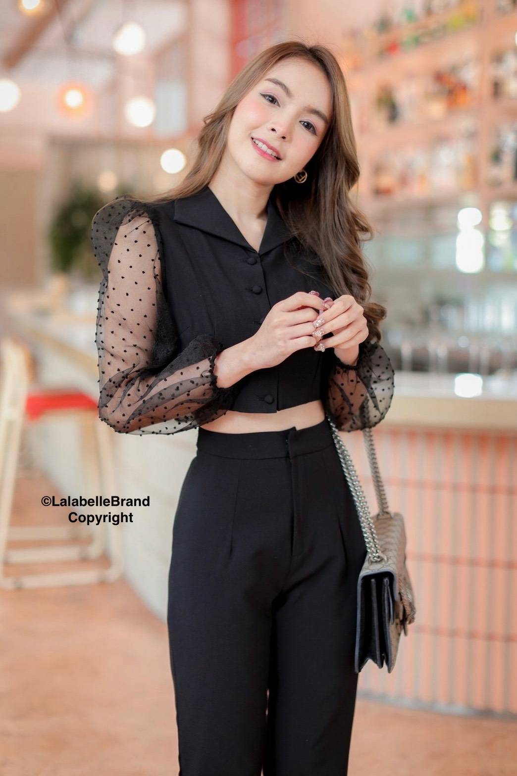 เสื้อคอปกกระดุมหน้าแขนยาว