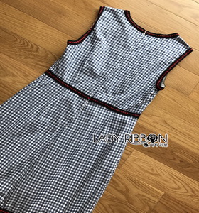 Rose Embroidered Checked Cotton Dress เดรสแขนกุด