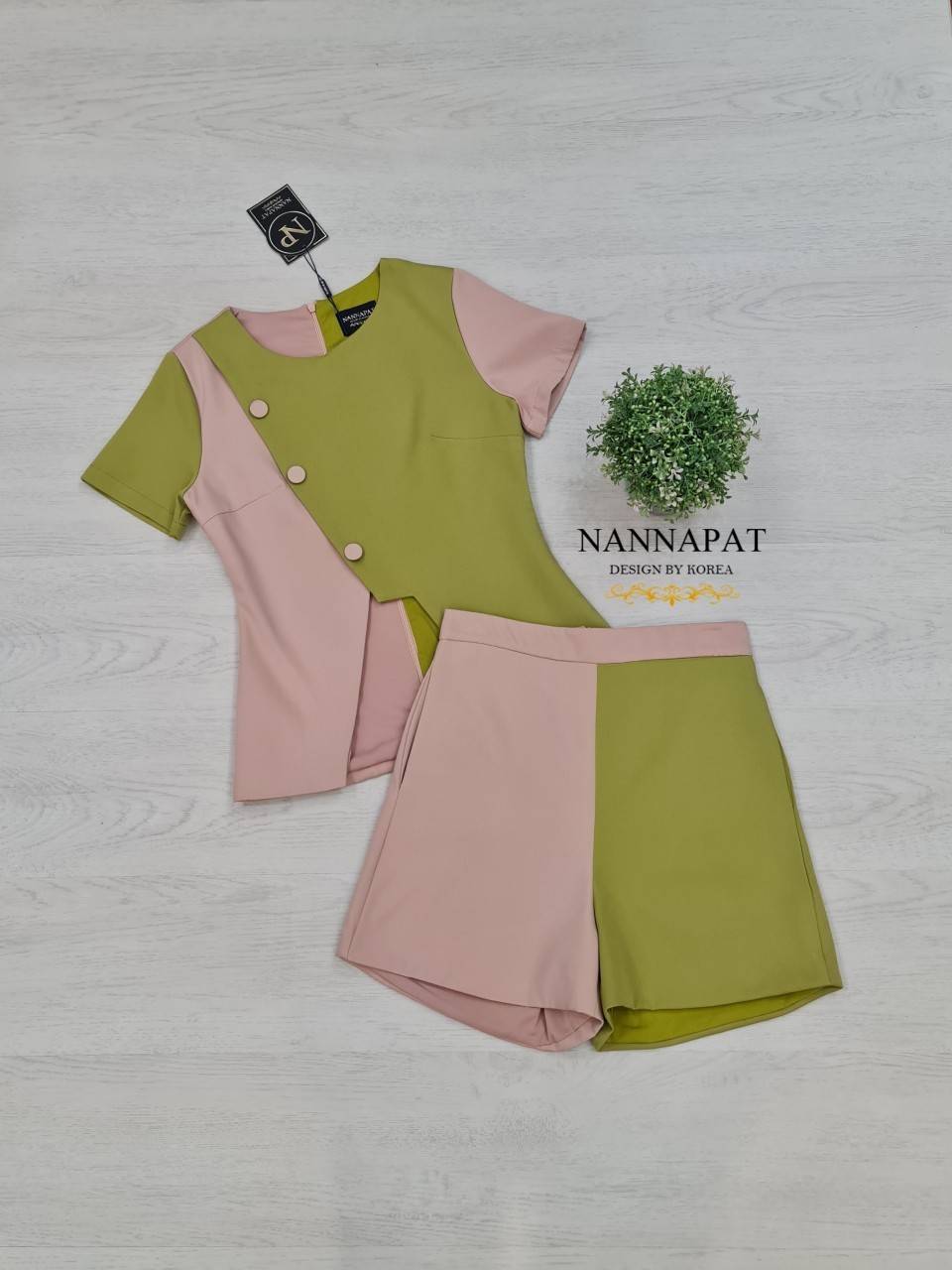 เสื้อทูโทน ซิปหลัง แต่งกระดุมข้าง