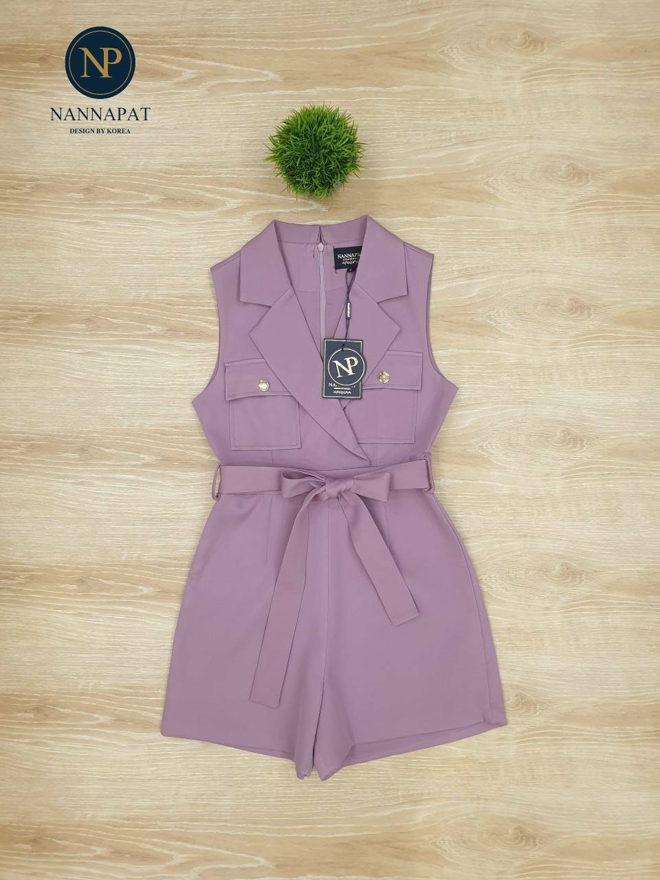 จั้มสูทซิปหลัง มีกระเป๋าหน้า