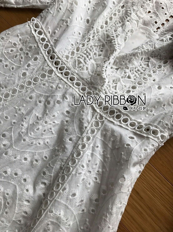 เดรสผ้าคอตตอนปักและฉลุลาย