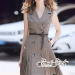 เดรสคอปกพับสไตล์สูท เป็นเดรสทรงแขนกุด