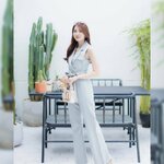 จั้มสูทซิปหลัง