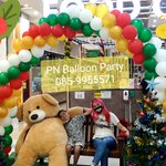 ซุ้มลูกโป่งเกลียวสลับสี Merry Chrismas Balloons