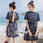 เดรสลุคสาว Fashionista เป็นเดรสเนื้อผ้าทอลาย