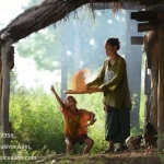 การฝัดข้าวเป็นอีกหนึ่งวิถีชีวิตชาวนาไทย