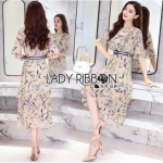 เดรสผ้าเครปสีเหลืองอ่อนพิมพ์ลายดอกไม้สีขาว