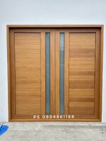 ประตูบ้านบานเปิดคู่อลูมิเนียมลายไม้กระจกฝ้าพร้อมอลูมิเนียมทึบ แข็งแรงทนทาน ทนแดด ทนฝน กันน้ำ กันแมลง100%