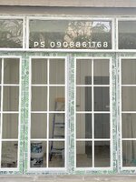 หน้าต่างบานเปิดกลางอลูมิเนียมสีขาวกระจกใสคาดลายลูกฟักสไตล์ยุโรป