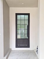 ประตูหน้าบ้านบานสวิงอลูมิเนียมสีดำกระจกเขียวตัดแสงสไตล์โมเดิร์นลอฟท์ สวยงาม แข็งแรง ทนทาน