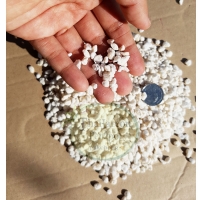 เพอร์ไลต์ (Perlite) แบ่งขายเป็นลิตร