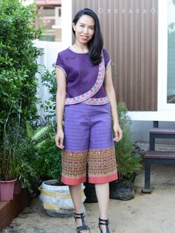 กางเกงตีนจก