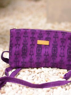 กระเป๋าสตางค์ผ้าตีนจก