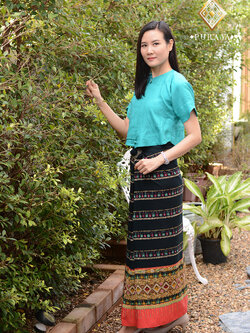 ผ้าซิ่นตีนจก