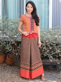 ผ้าซิ่นตีนจก