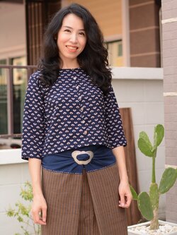 เสื้อลายดอก