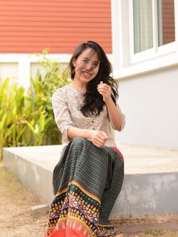 ผ้าซิ่นจกกิ้นทอโบราณ