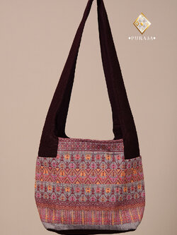 ย่ามตีนจก