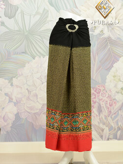 ผ้าซิ่นตีนจก