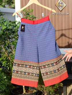 กางเกงตีนจก