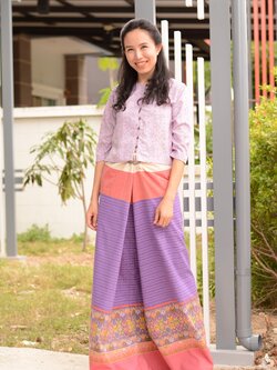 ผ้าซิ่นตีนจก