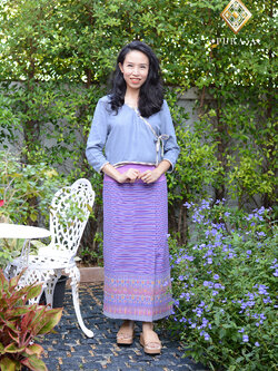 เสื้อใยกัญชงแต่งผ้ากุ๊นปักลาย