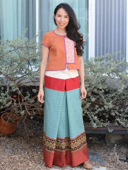 ผ้าซิ่นตีนจก