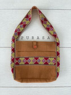 ย่ามตีนจก