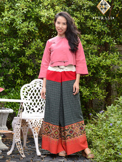 ผ้าซิ่นตีนจก