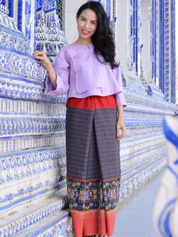 ผ้าซิ่นจกกิ้นทอโบราณหน้ากว้างลายแมงกำปุ้ง