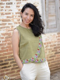 เสื้อแต่งจก