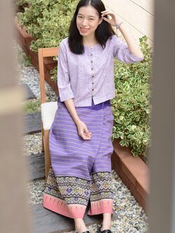 เสื้อลายดอก