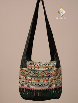 ย่ามตีนจก