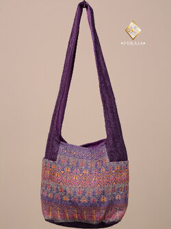 ย่ามตีนจก